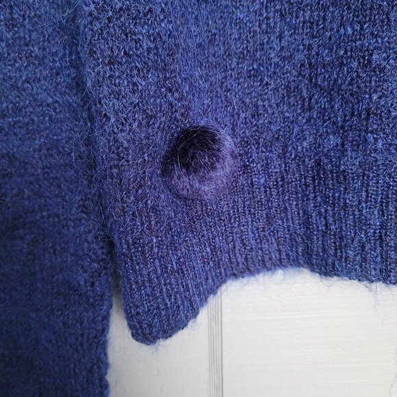 Women's Fuzzy Mohair Blend Pom-pom Turtleneck Sweater. Size M - Picture 3 of 6